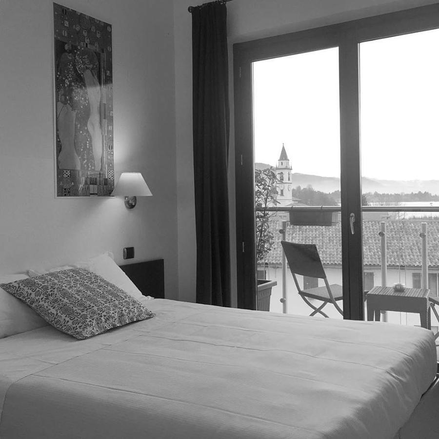 Hotel La Locanda Cadrezzate Luaran gambar